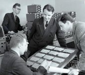 Опытный образкец механического экзаменатора, созданного в институте. Свердловск, 18 января 1963 г. 