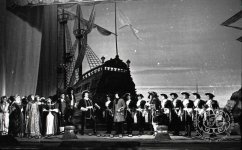 «Табачный капитан» на сцене Свердловского театра музыкальной комедии. Август 1953 года. 