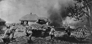 Танковый десант 375-й стрелковой дивизии. Атака опорного пункта противника в районе города Белгорода. Весна 1942 г. 